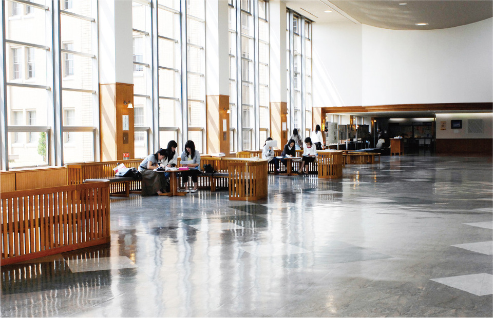 中央ホールの様子